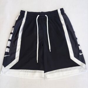 NWT || NIKE || Dri-fit Basketball Shorts Size M Black/white Drawstring Waist